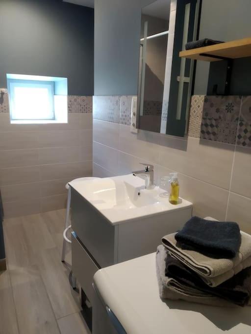 La Maison Bleue Grane Zewnętrze zdjęcie